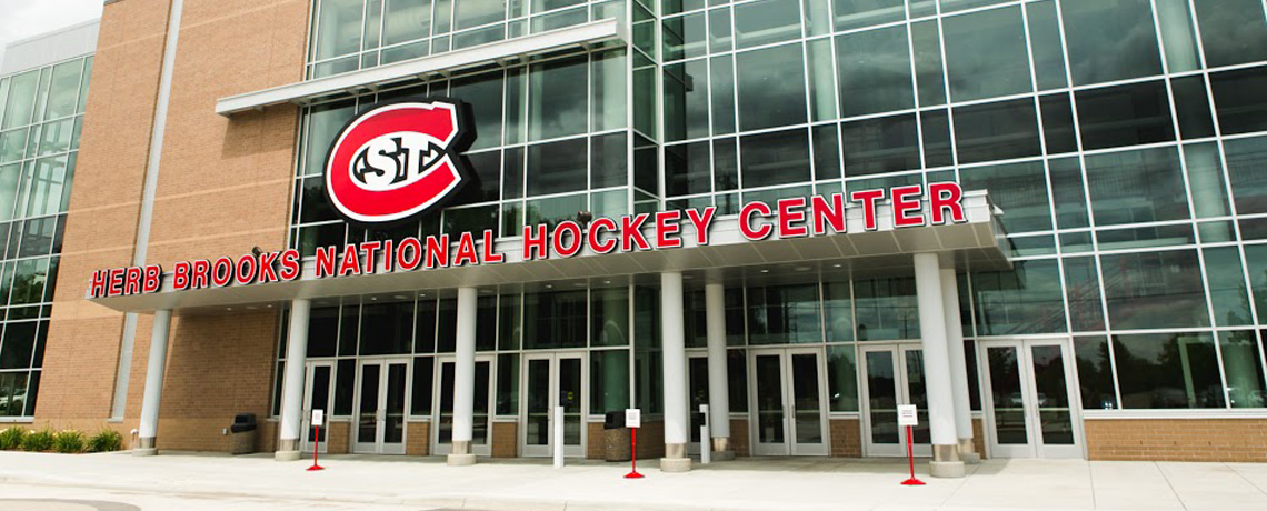 outside of st. cloud scsu hockey center